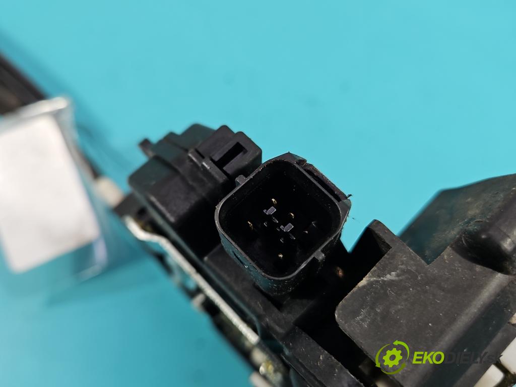 Mitsubishi Colt Z30 VI 2004-2012 1.3 16V 95 HP manual 70 kW 1332 cm3 5- zámok predné ľavý