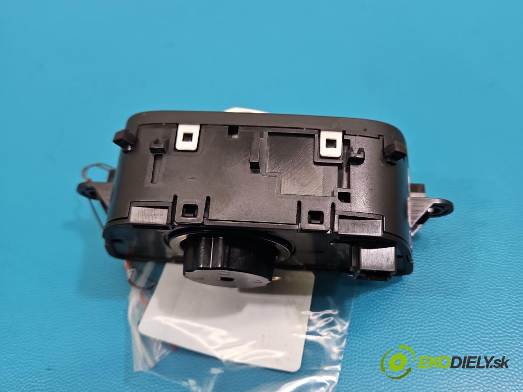 Audi Q7 2015- 3.0 TFSI 333KM: automatic 245 kW 2995 cm3 5- Přepínač světel na deska: 4M0941531AA