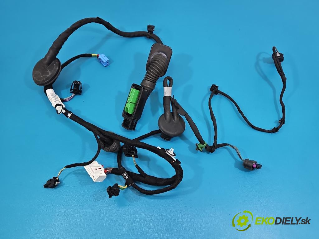 Audi Q7 2015- 3.0 TFSI CRE: 333KM: automatic 245 kW 2995 cm3 5- Zväzok: dvere predné pravých 4M0971030JN