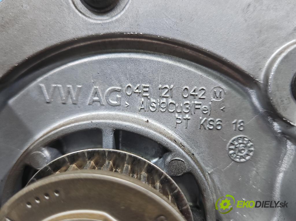 Vw Golf VII 2012-2020 1.2 TSI 86 HP manual 63 kW 1197 cm3 5- čerpadlo voda: 04E121600BD (Vodná pumpa)