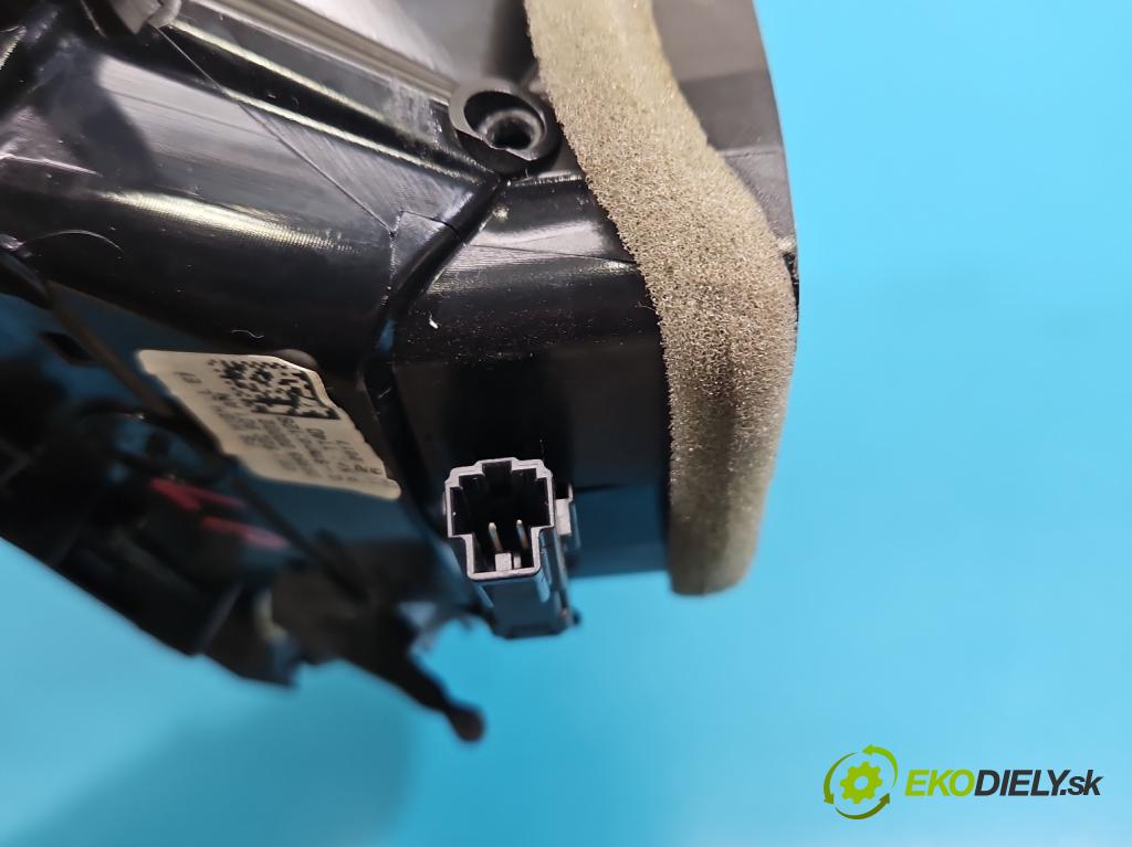 Audi Q7 2015- 3.0 TFSI 333KM: automatic 245 kW 2995 cm3 5- Mřížka: topení 4M1820901AN