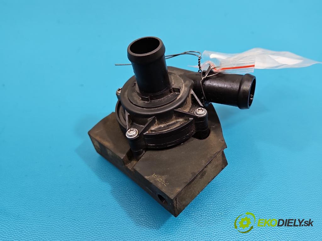 Vw Golf VII 2012-2020 1.2 TSI 86 HP manual 63 kW 1197 cm3 5- pompa obehu voda: 5Q0965567