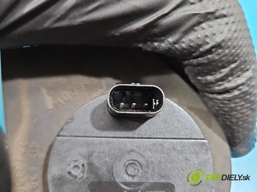 Vw Golf VII 2012-2020 1.2 TSI 86 HP manual 63 kW 1197 cm3 5- pompa obehu voda: 5Q0965567