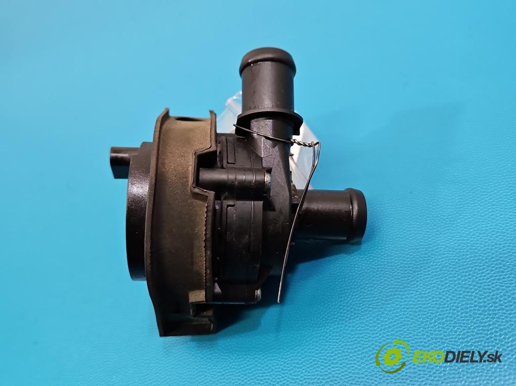 Vw Golf VII 2012-2020 1.2 TSI 86 HP manual 63 kW 1197 cm3 5- pompa obehu voda: 5Q0965567