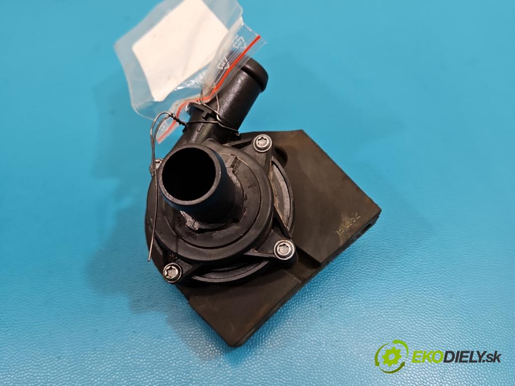 Vw Golf VII 2012-2020 1.2 TSI 86 HP manual 63 kW 1197 cm3 5- pompa obehu voda: 5Q0965567