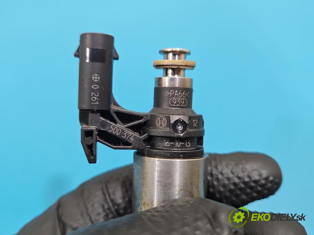 Vw Golf VII 2012-2020 1.2 TSI 86 HP manual 63 kW 1197 cm3 5- vstrek 0261500374 (Vstrekovač paliva)