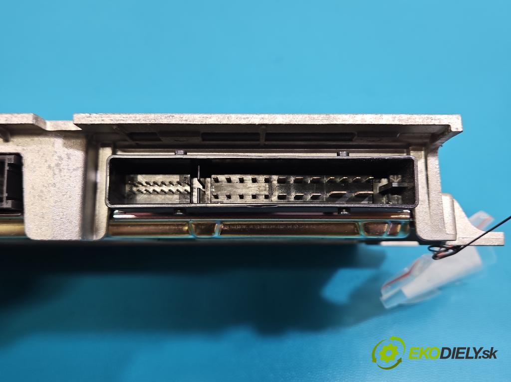 Audi Q7 2015- 3.0 TFSI CRE: 333KM: automatic 245 kW 2995 cm3 5- Zesilovač: 4M0035223C (Zosilňovač)