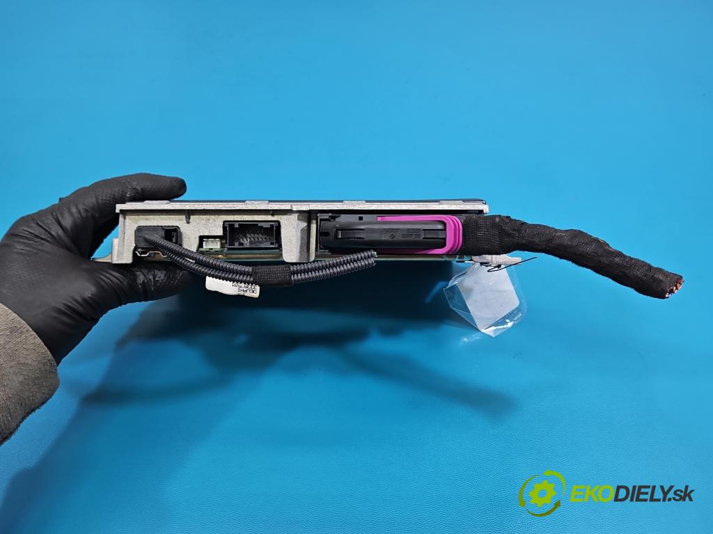 Audi Q7 2015- 3.0 TFSI CRE: 333KM: automatic 245 kW 2995 cm3 5- Zesilovač: 4M0035223C (Zosilňovač)