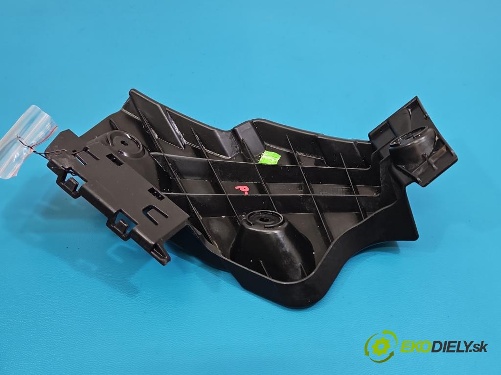 Skoda Octavia IV 2019- 2.0 TDI 116 HP manual 85 kW 1968 cm3 5- Boty: nárazník zadné pravý 5E6807378