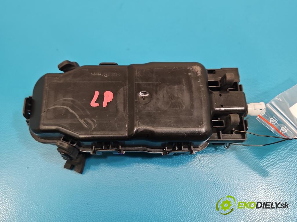 Audi Q7 2015- 3.0 TFSI CRE: 333KM: automatic 245 kW 2995 cm3 5- pompa ostatné 4M0881073A