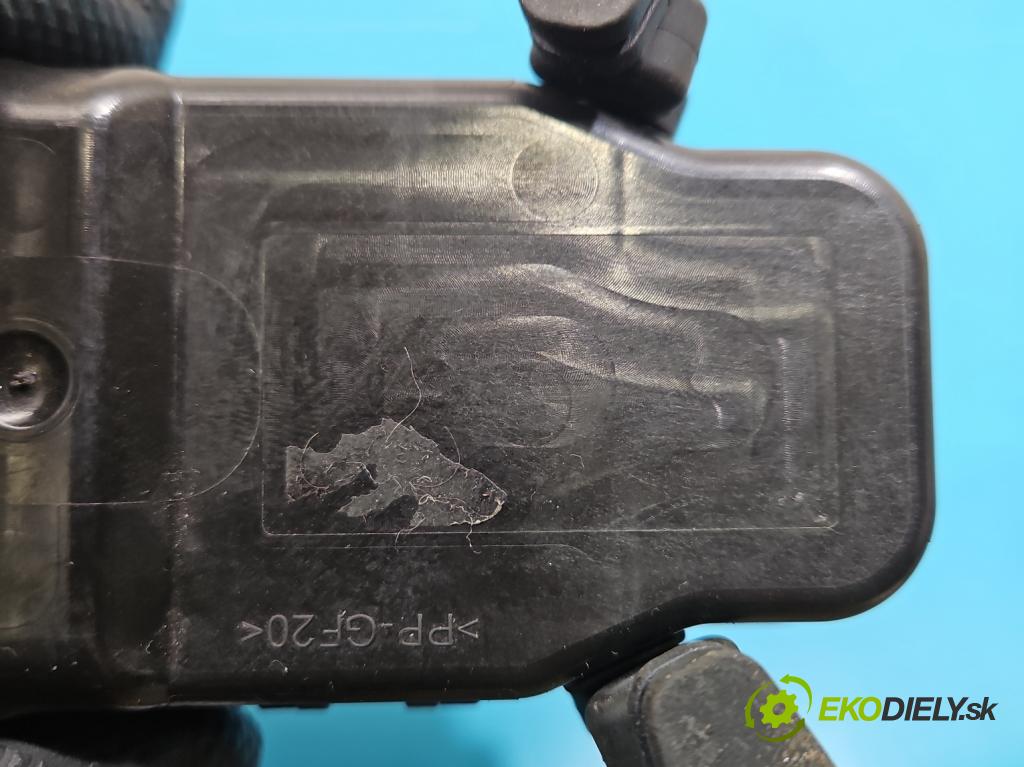 Audi Q7 2015- 3.0 TFSI CRE: 333KM: automatic 245 kW 2995 cm3 5- pompa ostatné 4M0881073A