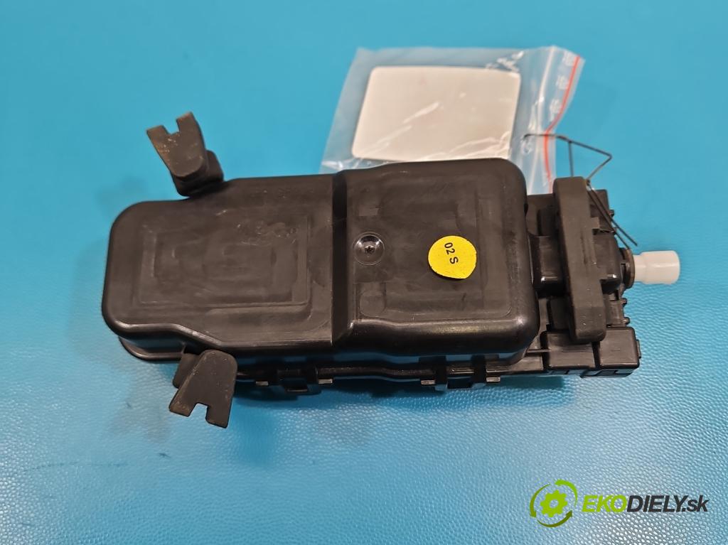 Audi Q7 2015- 3.0 TFSI CRE: 333KM: automatic 245 kW 2995 cm3 5- pompa ostatné 4M0881073A