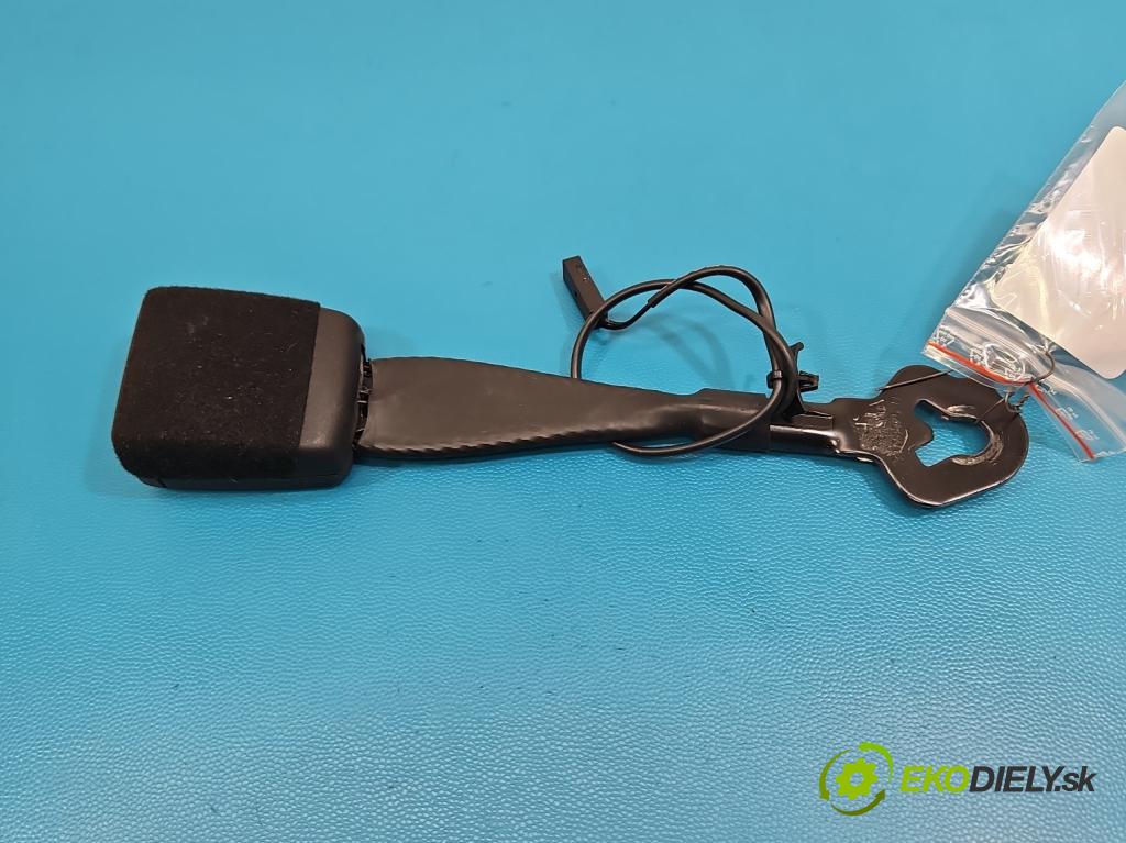 Audi Q7 2015- 3.0 TFSI CRE: 333KM: automatic 245 kW 2995 cm3 5- pas bezpečnosť: predné ľavý 4M0857755D