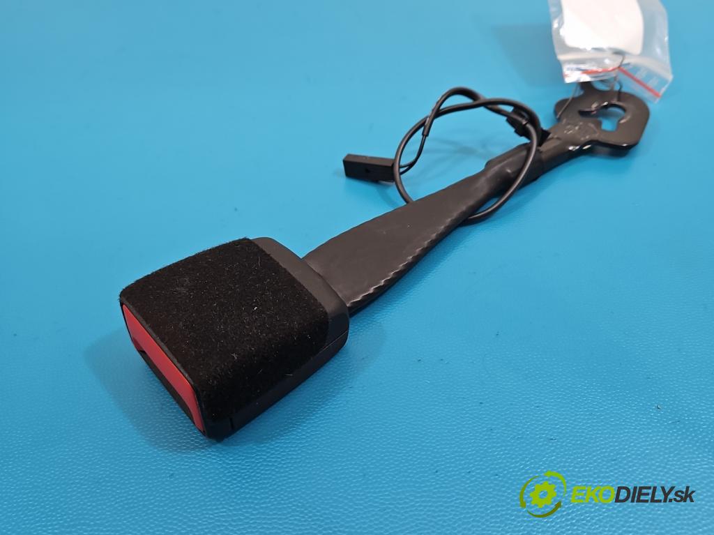 Audi Q7 2015- 3.0 TFSI CRE: 333KM: automatic 245 kW 2995 cm3 5- pas bezpečnosť: predné ľavý 4M0857755D