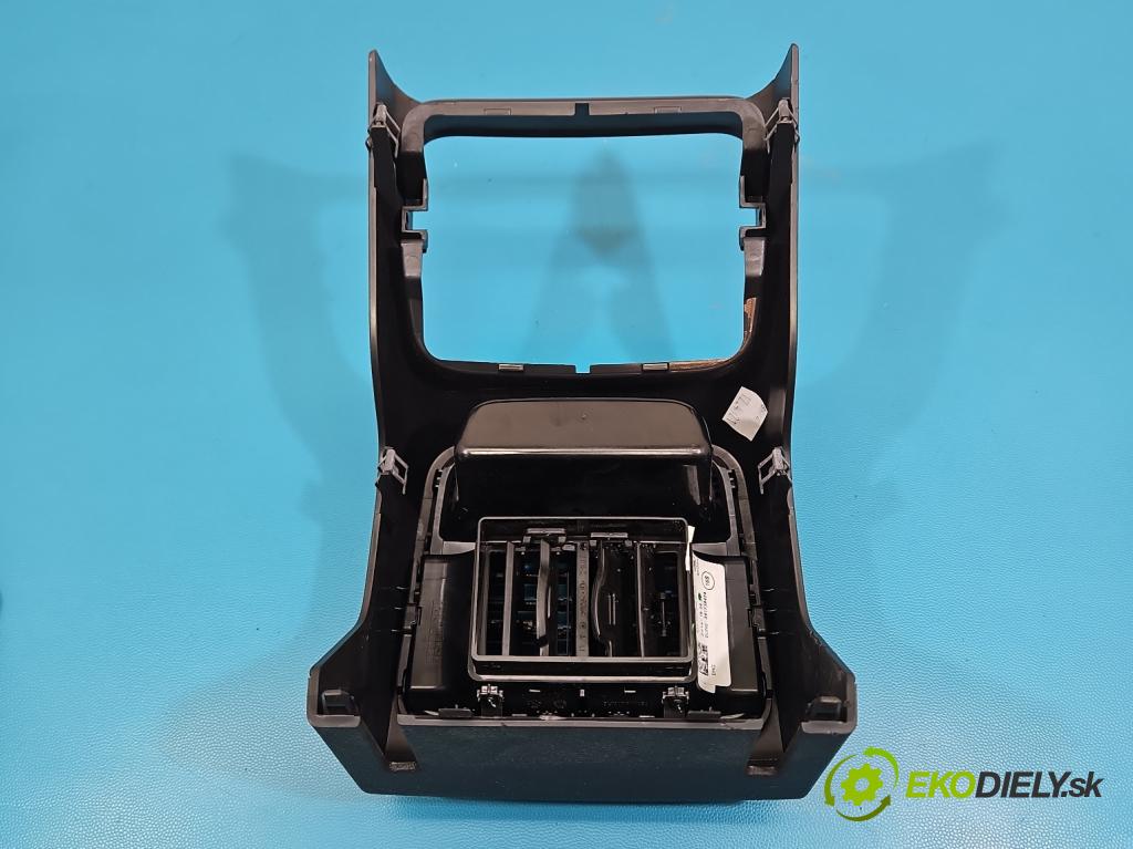 Skoda Octavia IV 2019- 2.0 TDI 116 hp manual 85 kW 1968 cm3 5- Mřížka: topení 5E3819203D