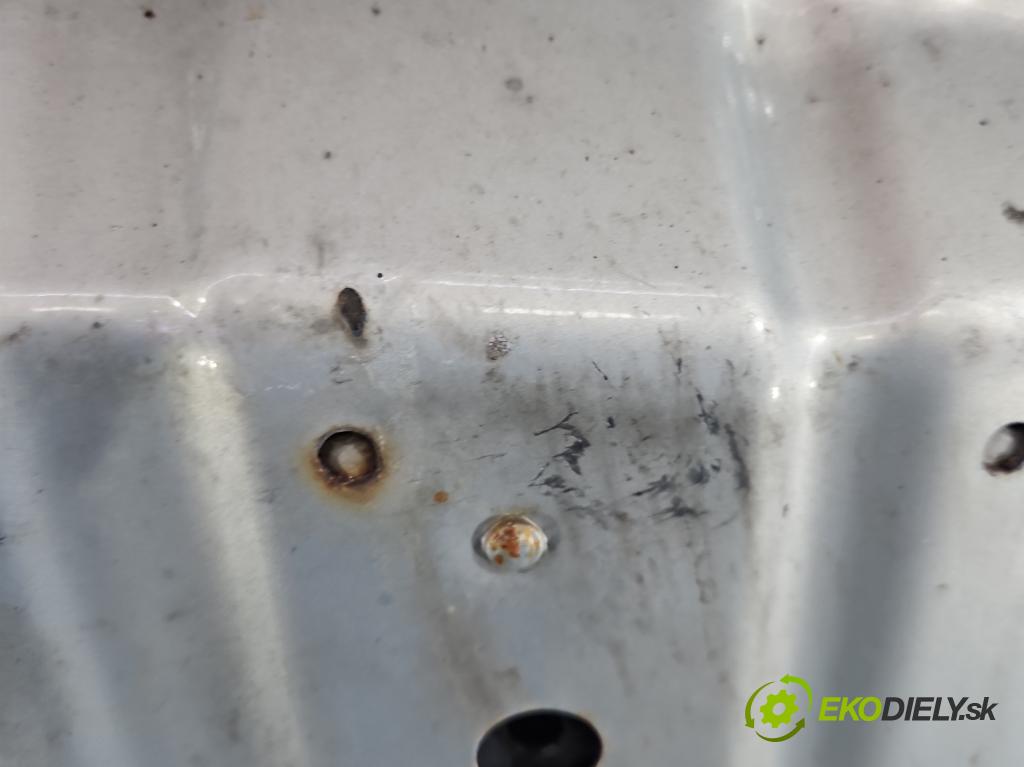 Opel Zafira B 2005-2014 1.9 cdti 120 HP manual 88 kW 1910 cm3 5- kapota predná