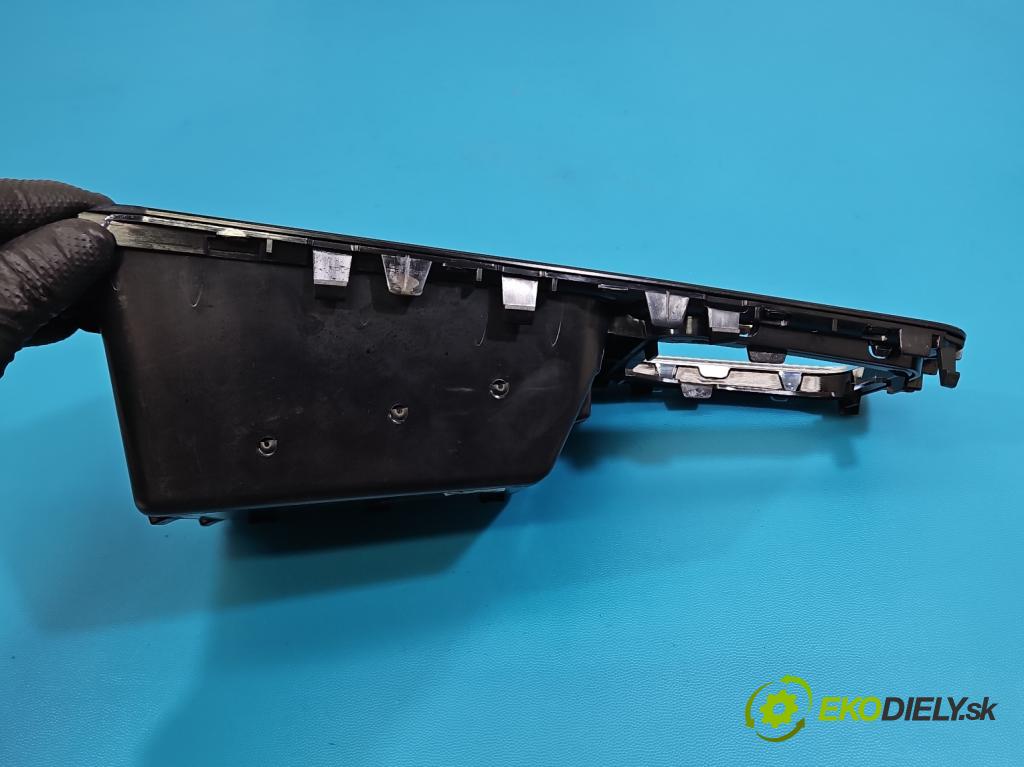 Skoda Octavia IV 2019- 2.0 TDI 116 hp manual 85 kW 1968 cm3 5- lišta ozdobná interiéry: 5E4863212E