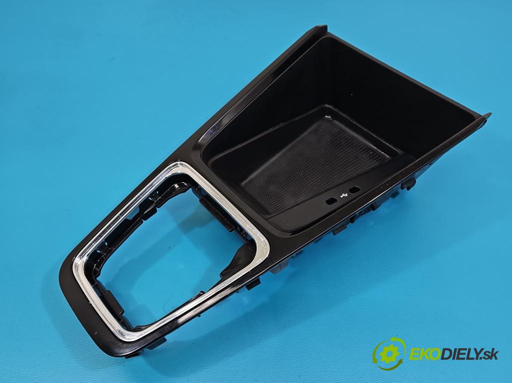 Skoda Octavia IV 2019- 2.0 TDI 116 HP manual 85 kW 1968 cm3 5- lišta ozdobná vnitŕní: 5E4863212E