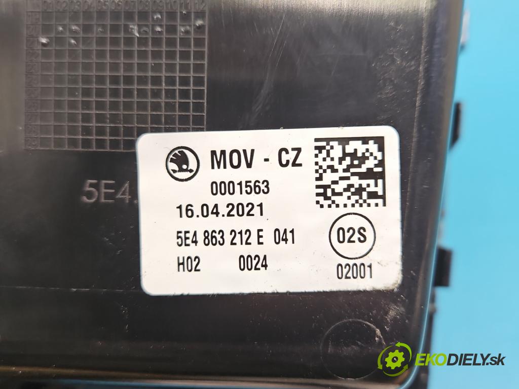 Skoda Octavia IV 2019- 2.0 TDI 116 hp manual 85 kW 1968 cm3 5- lišta ozdobná interiéry: 5E4863212E