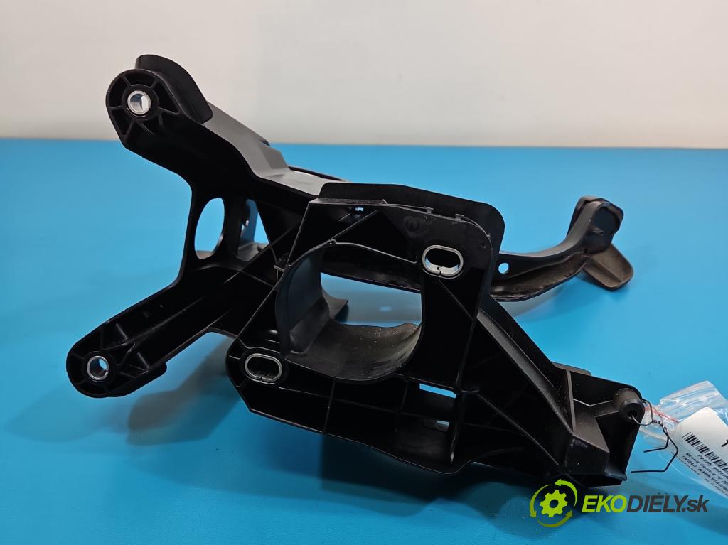 Skoda Octavia IV 2019- 2.0 TDI 116 hp manual 85 kW 1968 cm3 5- pedály 5Q1721058EH