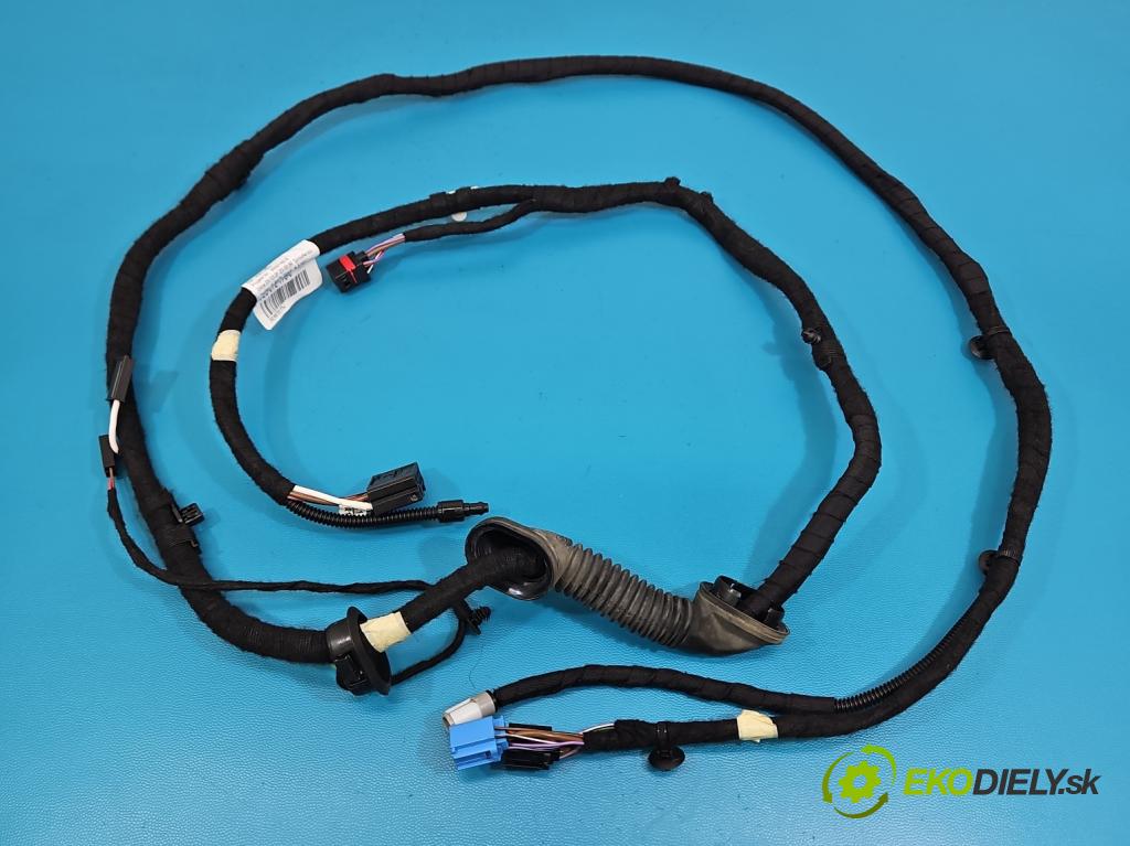 Skoda Octavia IV 2019- 2.0 TDI 116 HP manual 85 kW 1968 cm3 5- Zväzok: kufrové dvere zadné 5E6972175J