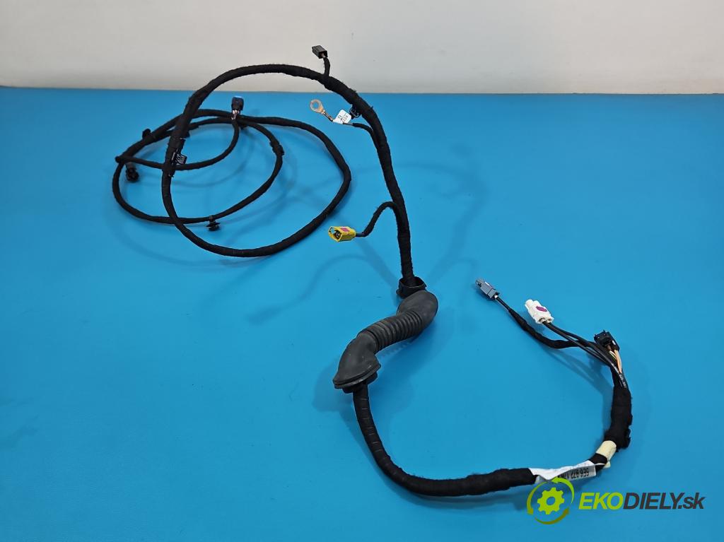 Skoda Octavia IV 2019- 2.0 TDI 116 HP manual 85 kW 1968 cm3 5- Zväzok: kufrové dvere zadné 5E6972176E