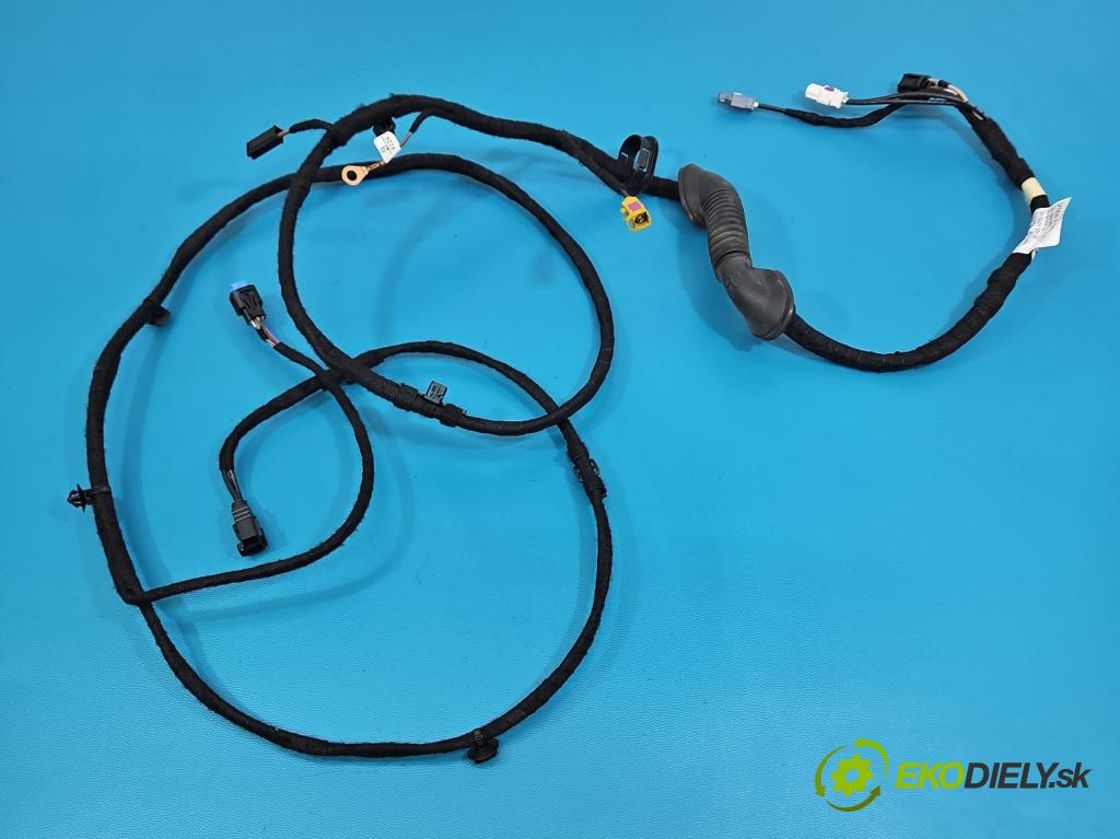 Skoda Octavia IV 2019- 2.0 TDI 116 HP manual 85 kW 1968 cm3 5- Zväzok: kufrové dvere zadné 5E6972176E