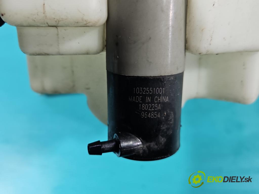 Toyota Corolla E16/E18  2013-2019 1.6 16V 132  HP manual 97 kW 1598 cm3 4- nádržka tekutina: ostrekovačov