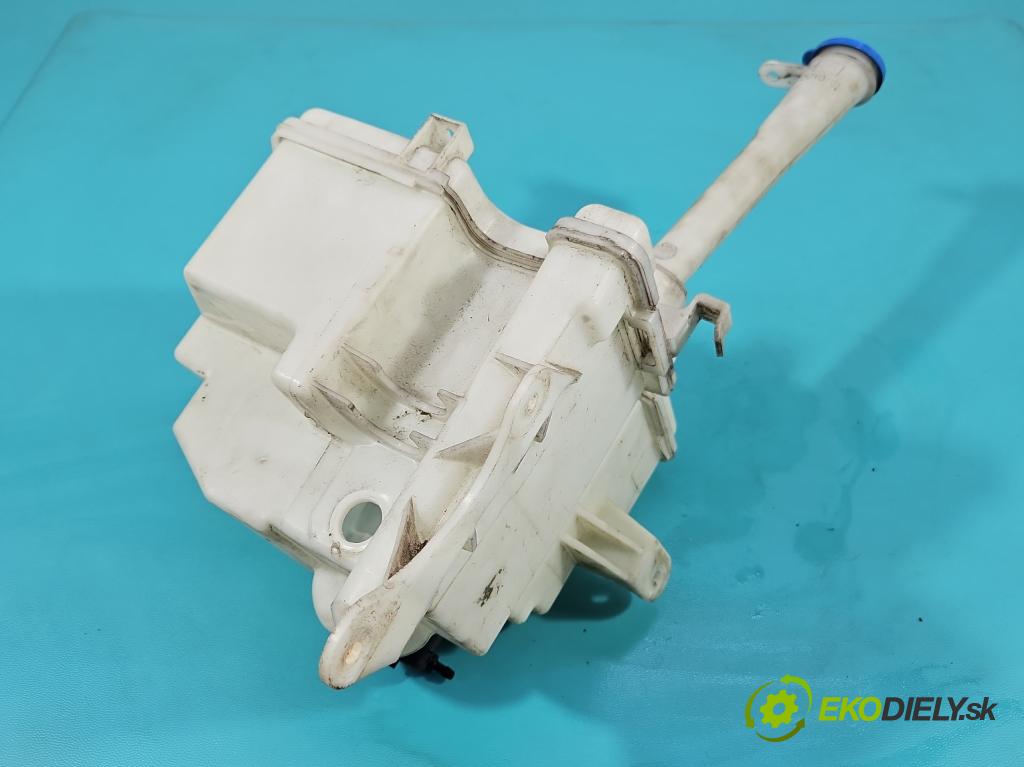 Toyota Corolla E16/E18  2013-2019 1.6 16V 132  HP manual 97 kW 1598 cm3 4- nádržka tekutina: ostrekovačov