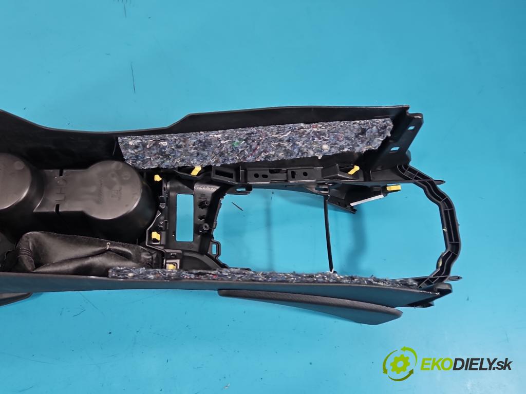 Toyota Corolla E16/E18  2013-2019 1.6 16V 132 hp manual 97 kW 1598 cm3 4- loketní opěrka 58910-02350 (Loketní opěrka)