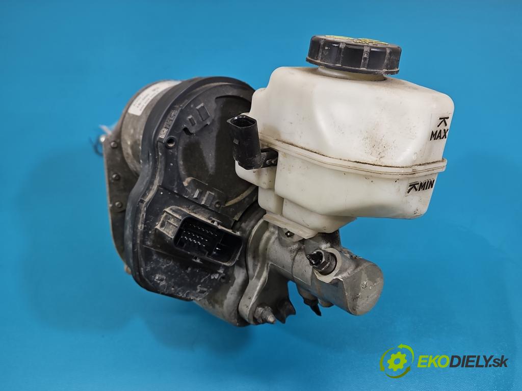 Skoda Octavia IV 2019- 2.0 TDI 116 HP manual 85 kW 1968 cm3 5- servo brzdové 5WB614105AB