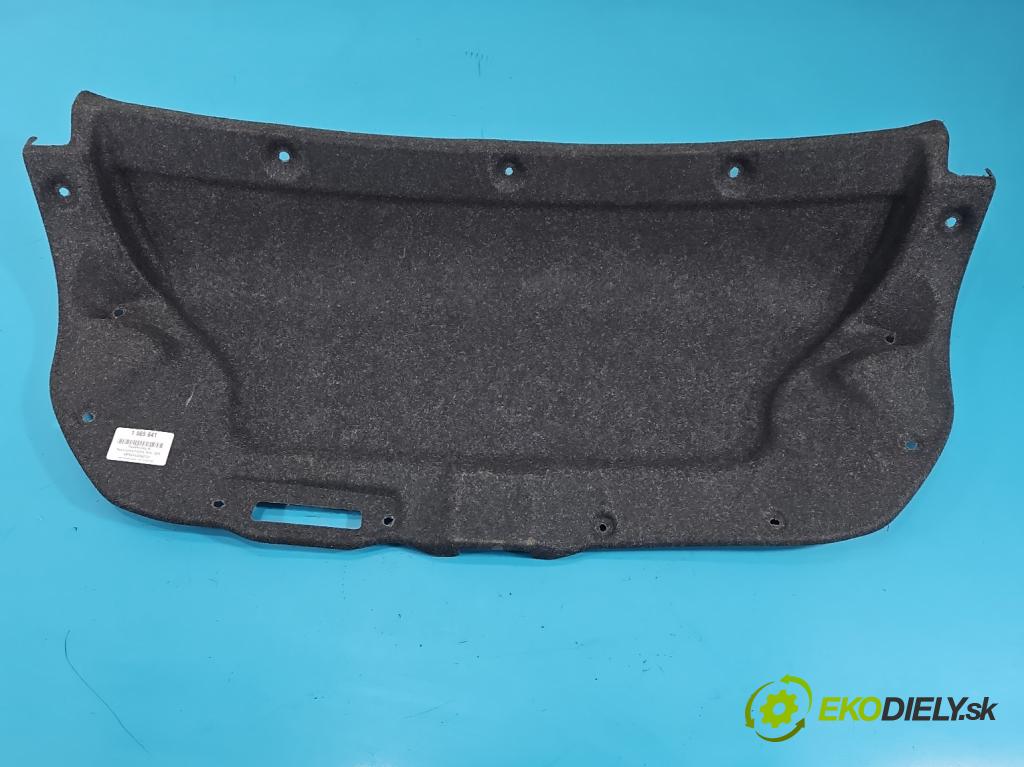 Toyota Corolla E16/E18  2013-2019 1.6 16V 132 hp manual 97 kW 1598 cm3 4- Tapacír: kufrových dveří 