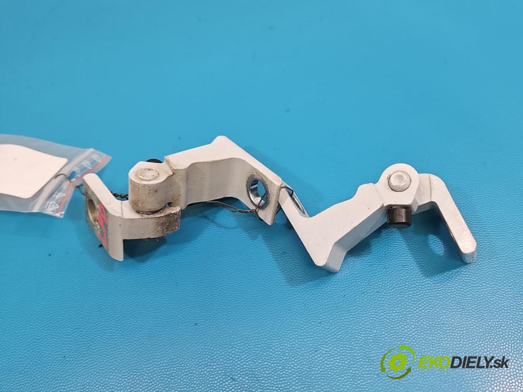 Skoda Octavia IV 2019- 2.0 TDI 116 HP manual 85 kW 1968 cm3 5- Závěs: dvere predné ľavý 8X0831403F