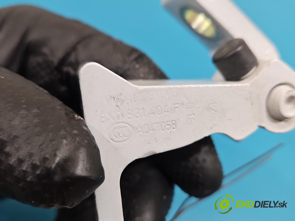 Skoda Octavia IV 2019- 2.0 TDI 116 HP manual 85 kW 1968 cm3 5- Závěs: dvere zadné pravý 8X0831404E