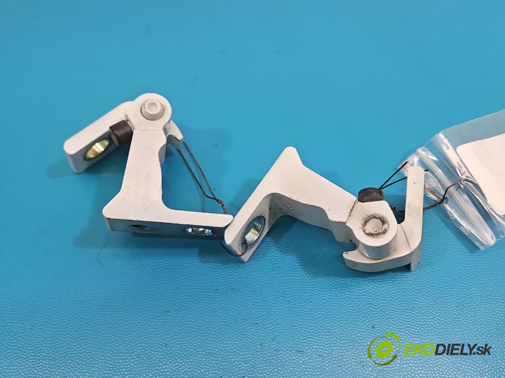 Skoda Octavia IV 2019- 2.0 TDI 116 HP manual 85 kW 1968 cm3 5- Závěs: dvere zadné pravý 8X0831404E