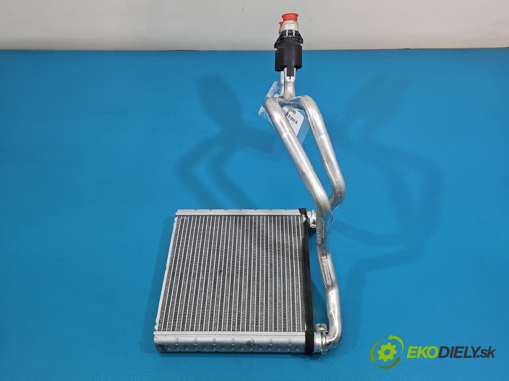 Skoda Octavia IV 2019- 2.0 TDI 116 hp manual 85 kW 1968 cm3 5- radiátor 5WA819031 (Radiátor topení)