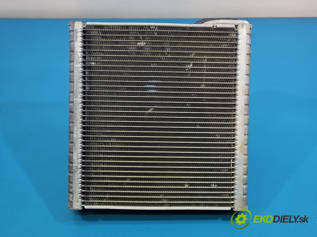 Skoda Octavia IV 2019- 2.0 TDI 116 HP manual 85 kW 1968 cm3 5- radiator 5Q1816105E (Radiátor kúrenia)