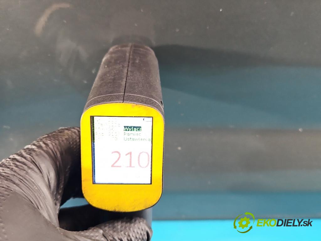 Vw Golf plus 1.9 tdi 105 HP manual 77 kW 1896 cm3 5- dvere zadné pravé  (Kľučka dverí ostatné)