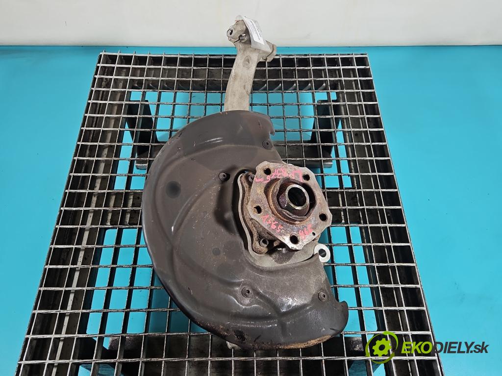 Audi Q7 2015- 3.0 TFSI CRE: 333KM: automatic 245 kW 2995 cm3 5- náboj ľavé  (Náboj kolesa)