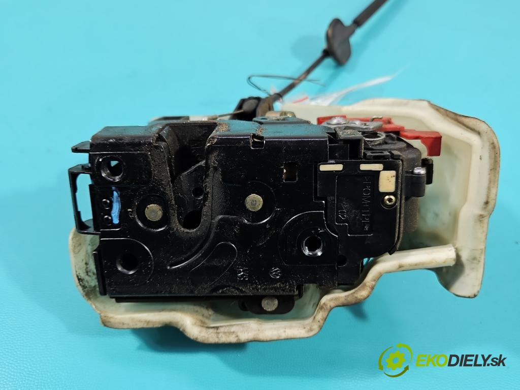 Vw Golf plus 1.9 tdi 105 hp manual 77 kW 1896 cm3 5- zámek přední pravý 3D1837016