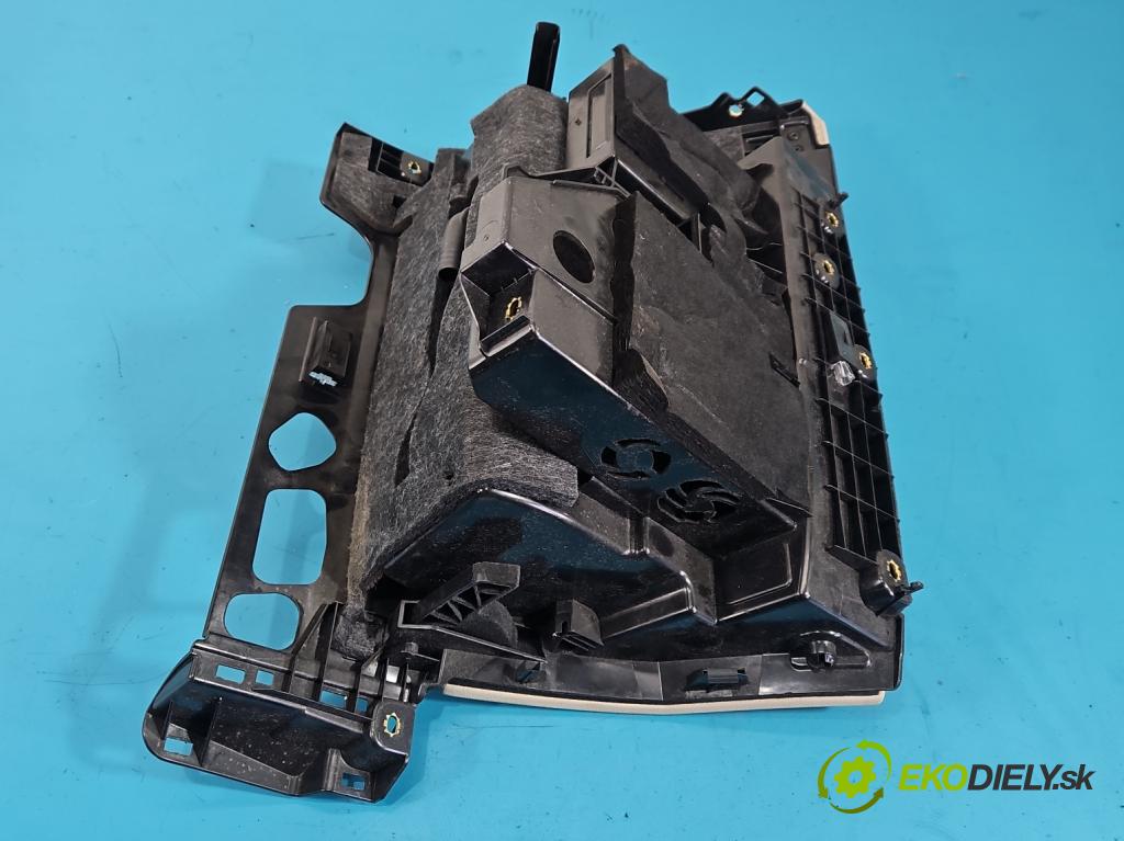 Audi Q7 2015- 3.0 TFSI CRE: 333KM: automatic 245 kW 2995 cm3 5- kastlík 4M1857035K