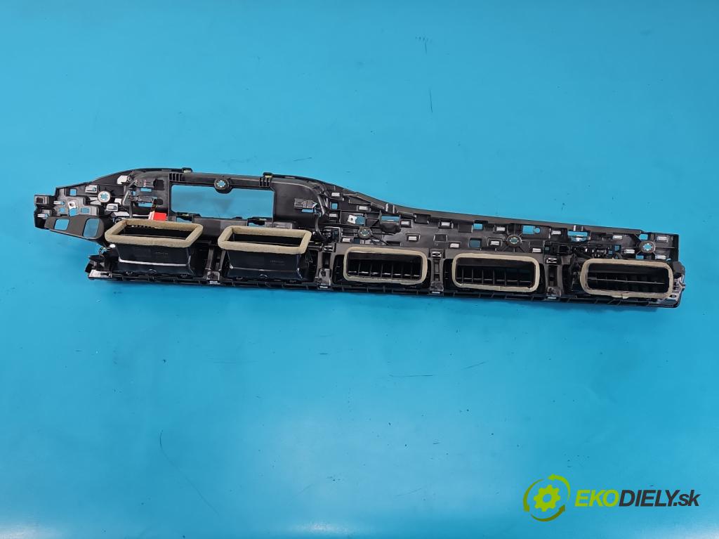 Audi Q7 2015- 3.0 TFSI 333KM: automatic 245 kW 2995 cm3 5- Mřížka: topení medián: 4M1820902R (Mřížka topení)