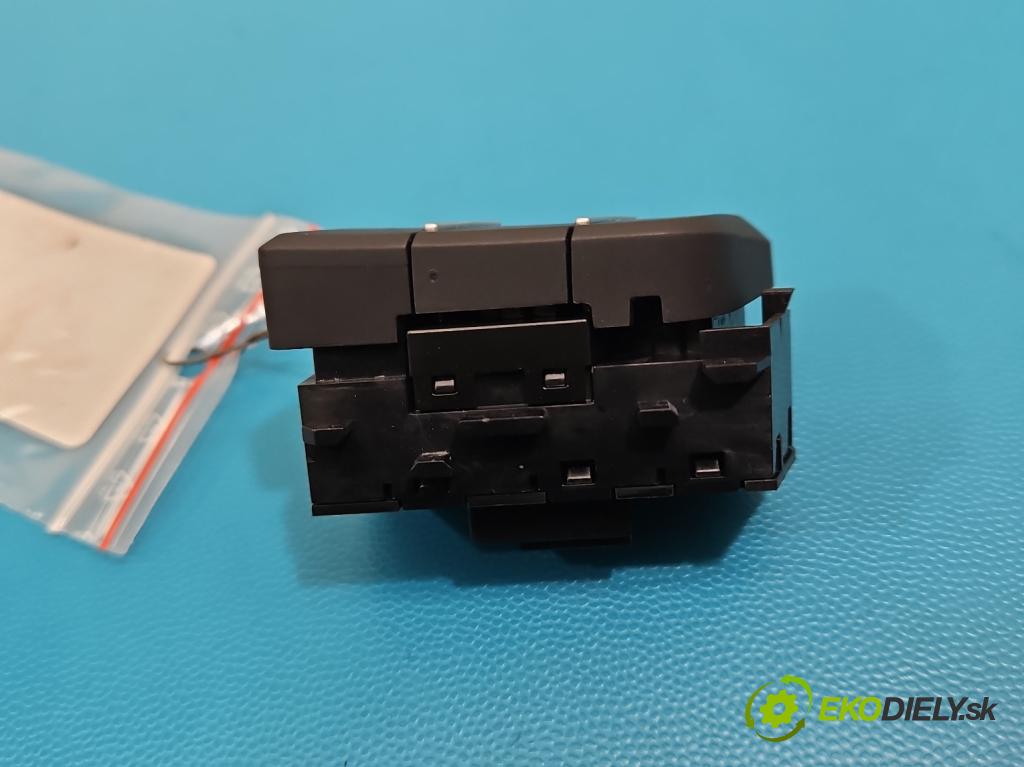 Audi Q7 2015- 3.0 TFSI 333KM: automatic 245 kW 2995 cm3 5- prepínač ostatné 4M0959770A