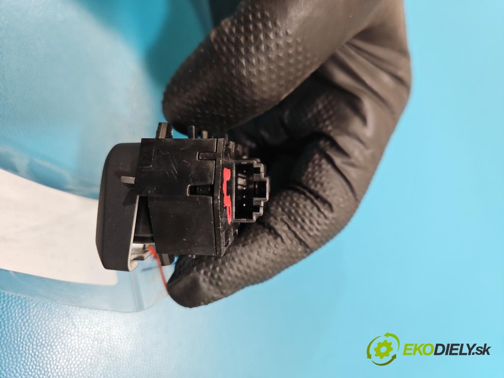 Audi Q7 2015- 3.0 TFSI 333KM: automatic 245 kW 2995 cm3 5- prepínač ostatné 4M0959769A