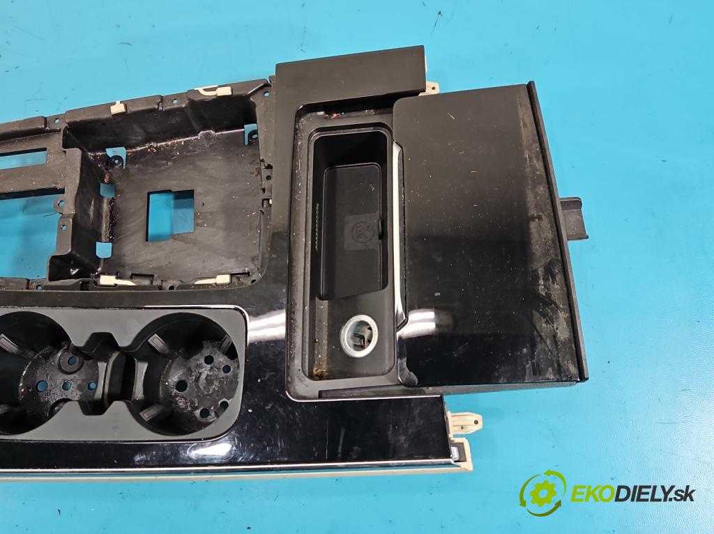 Audi Q7 2015- 3.0 TFSI 333KM: automatic 245 kW 2995 cm3 5- lišta ozdobná vnitŕní: 4M1863273