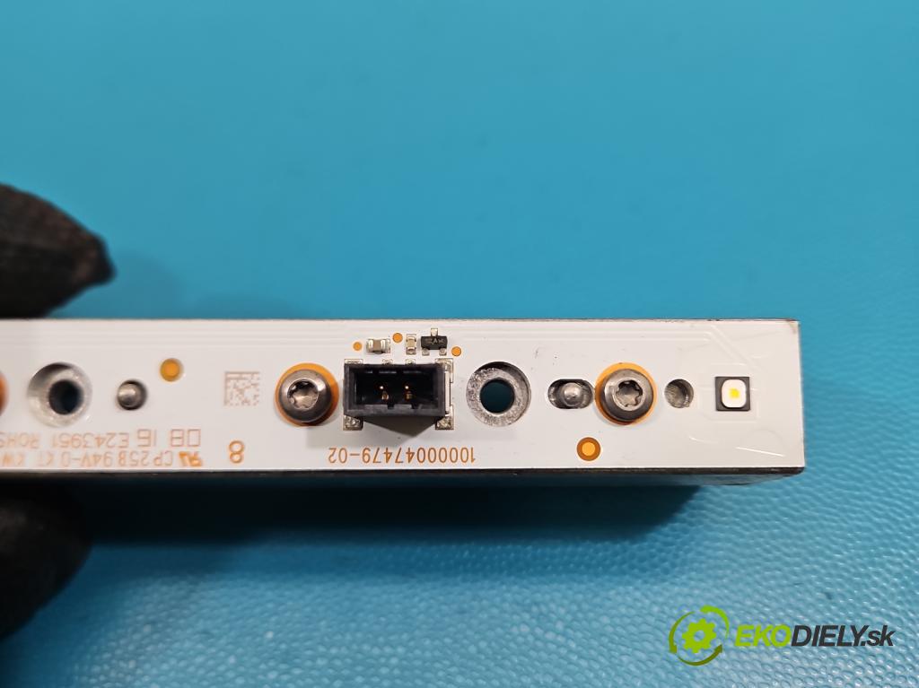 Audi Q7 2015- 3.0 TFSI CRE: 333KM: automatic 245 kW 2995 cm3 5- modul lampy: 7716261300B