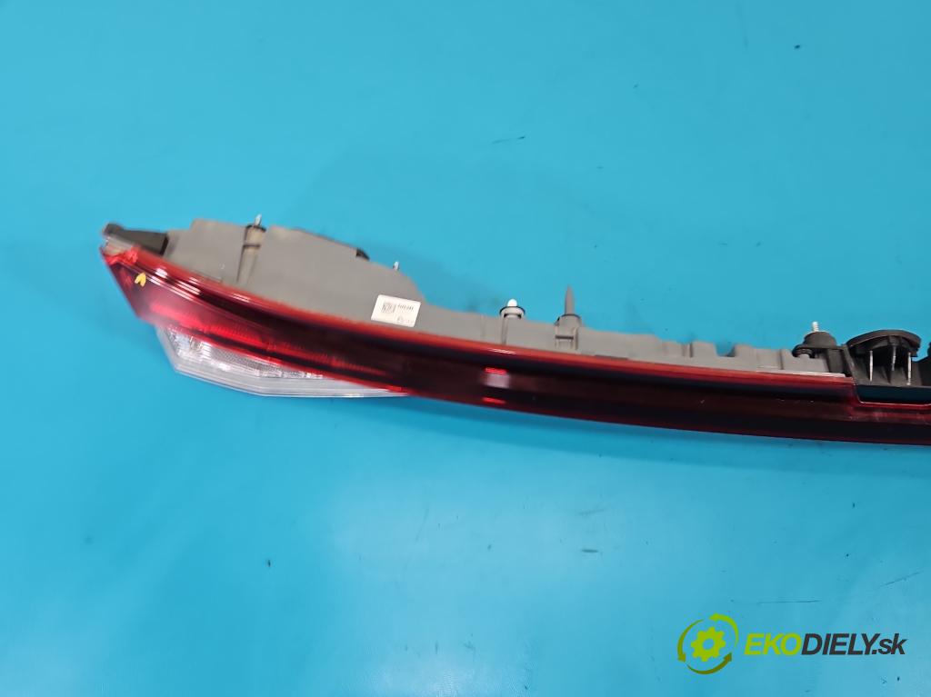 Hyundai Elantra VII 2020- 1.6 16V manual 90.2 kW 1598 cm3 4- zaslepka: zadní 92409AA010