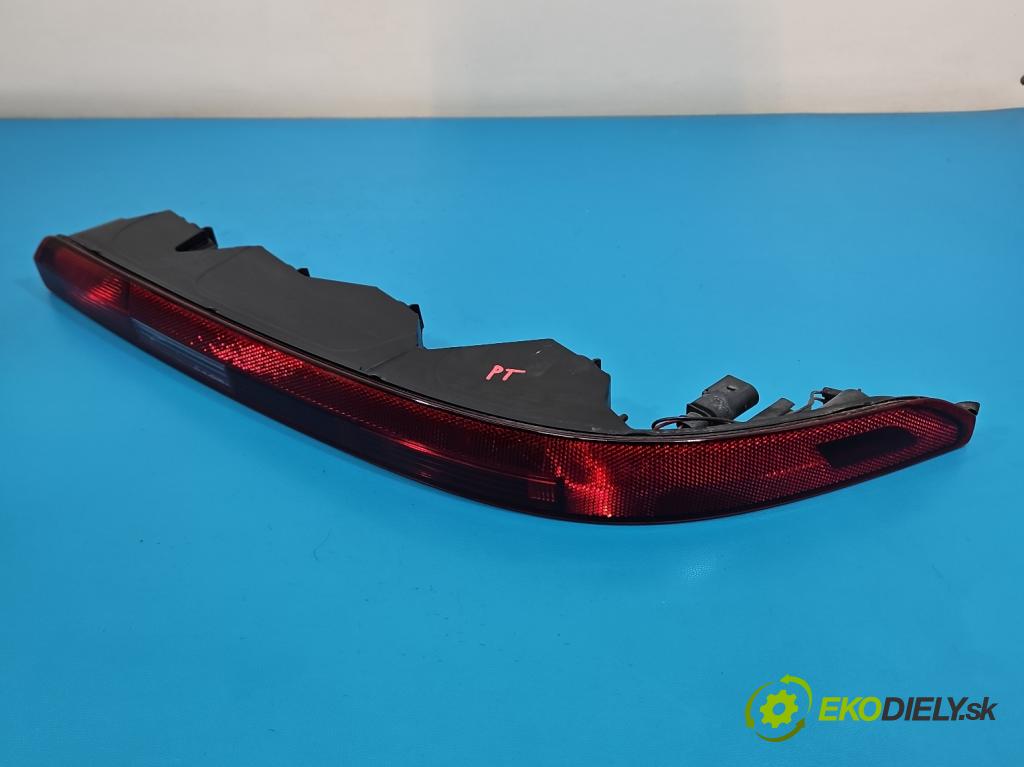 Audi Q7 2015- 3.0 TFSI 333KM: automatic 245 kW 2995 cm3 5- svetlo / reflektor zadné pravé nárazník 4M0945096A