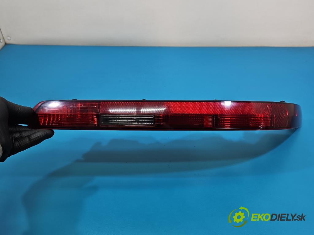 Audi Q7 2015- 3.0 TFSI 333KM: automatic 245 kW 2995 cm3 5- svetlo / reflektor zadné pravé nárazník 4M0945096A