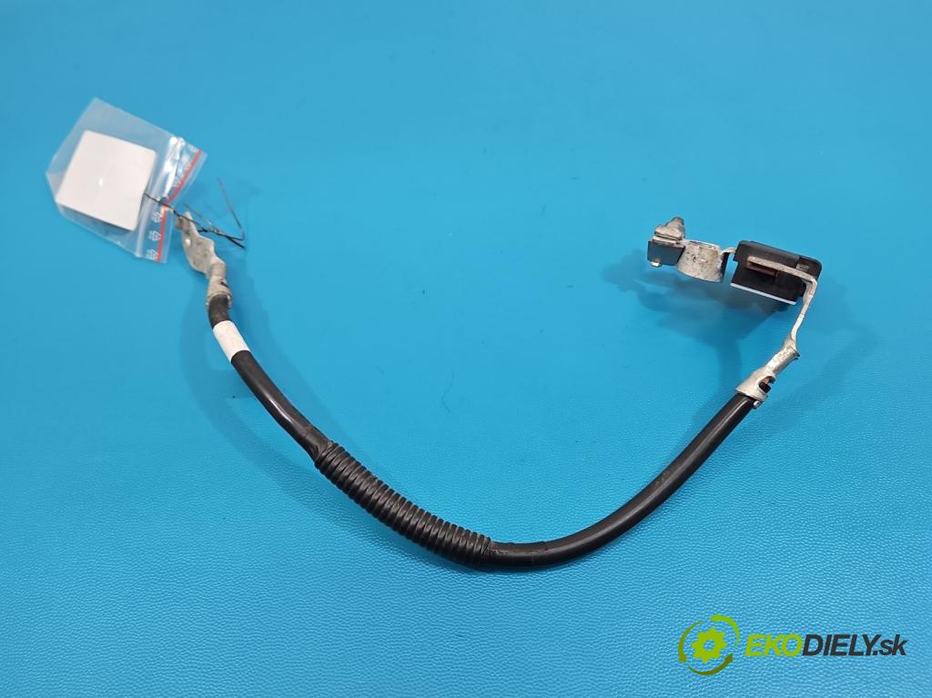 Hyundai Elantra VII 2020- 1.6 16V manual 90.2 kW 1598 cm3 4- kontakt mínus: 37180-AA000